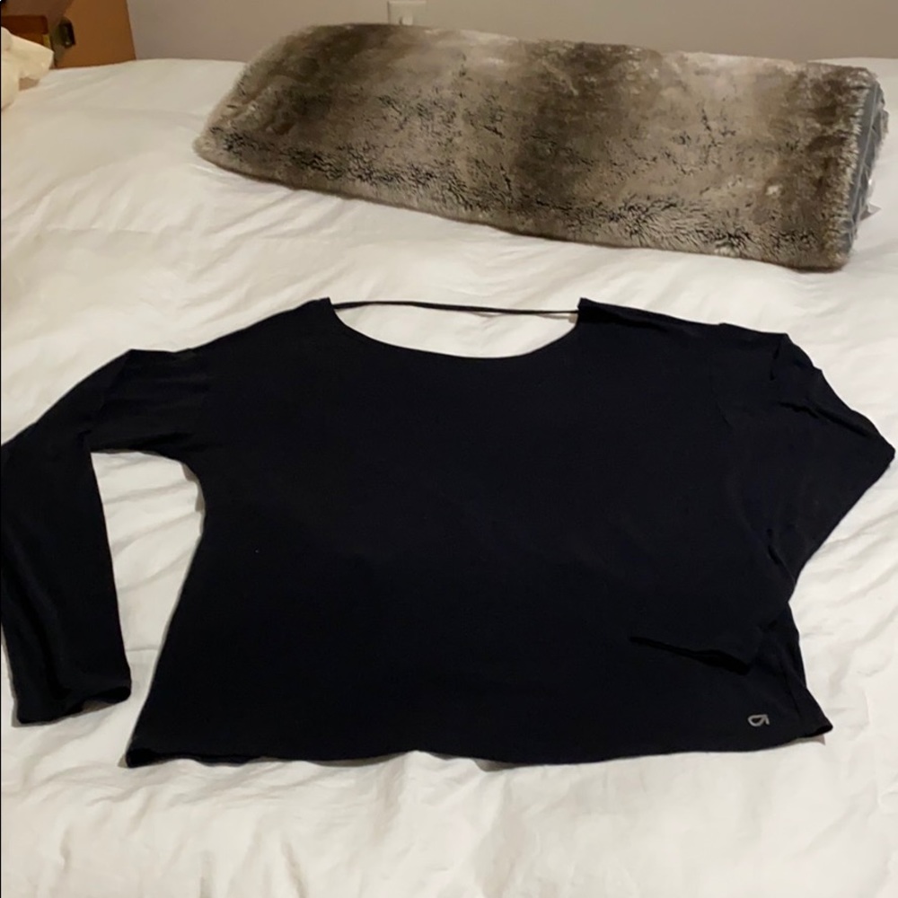 NWOT Gap cross cross back long sleeve shirt